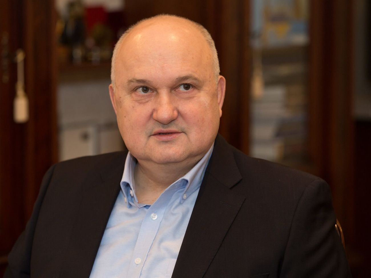 Смешко:&nbsp;Друзья президента уже сели на схемы, в которых предыдущие и нынешние чиновники переплетаются