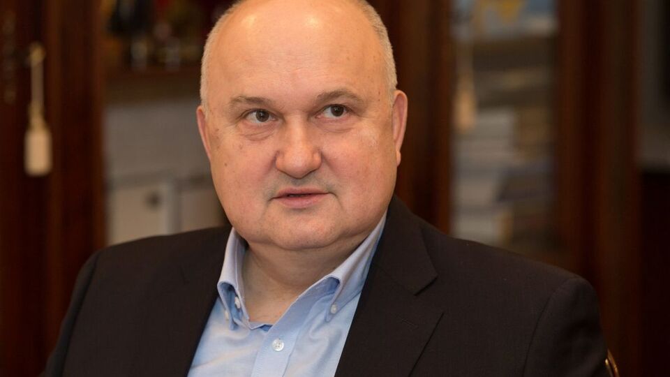 Смешко: Друзі президента вже сіли на схеми, в яких попередні і теперішні чиновники переплітаються