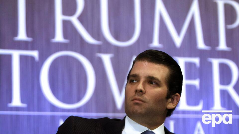 Трамп-молодший критикував Twitter за блокування сторінки його батька