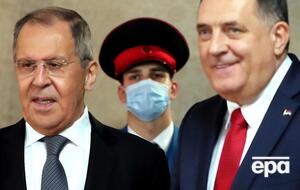 Додік (праворуч) подарував Лаврову (ліворуч) українську ікону в середині грудня 2020 року