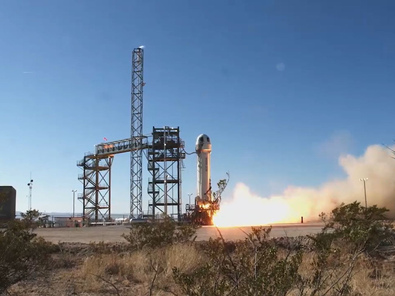 Blue Origin 14 січня успішно провела 14-й випробувальний політ своєї ракети-носія і корабля New Shepard