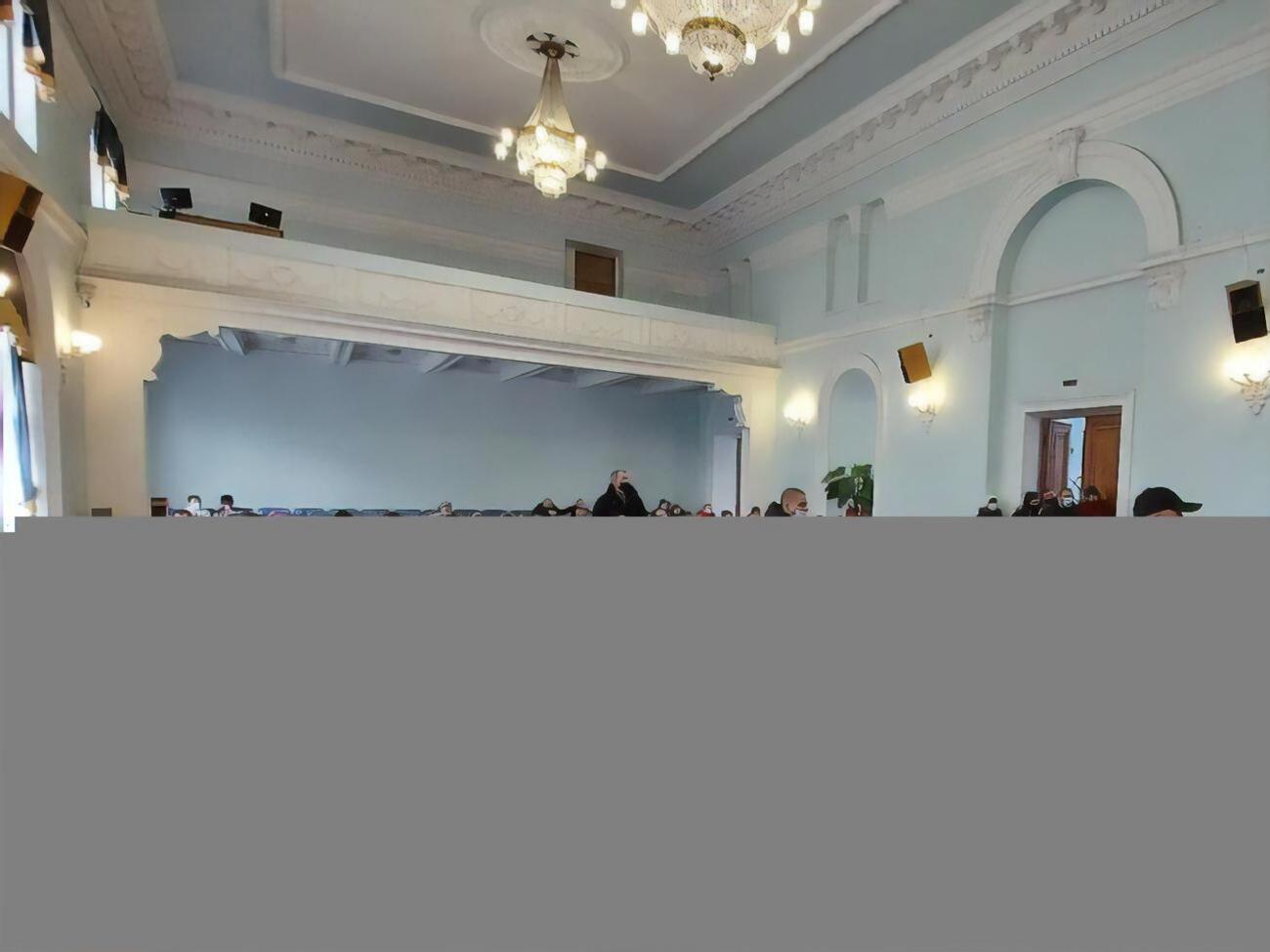 Житомиряни увійшли до сесійної зали облради