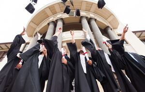 Минюст проводит правовую экспертизу приказа о новых формах дипломов и может скорректировать их