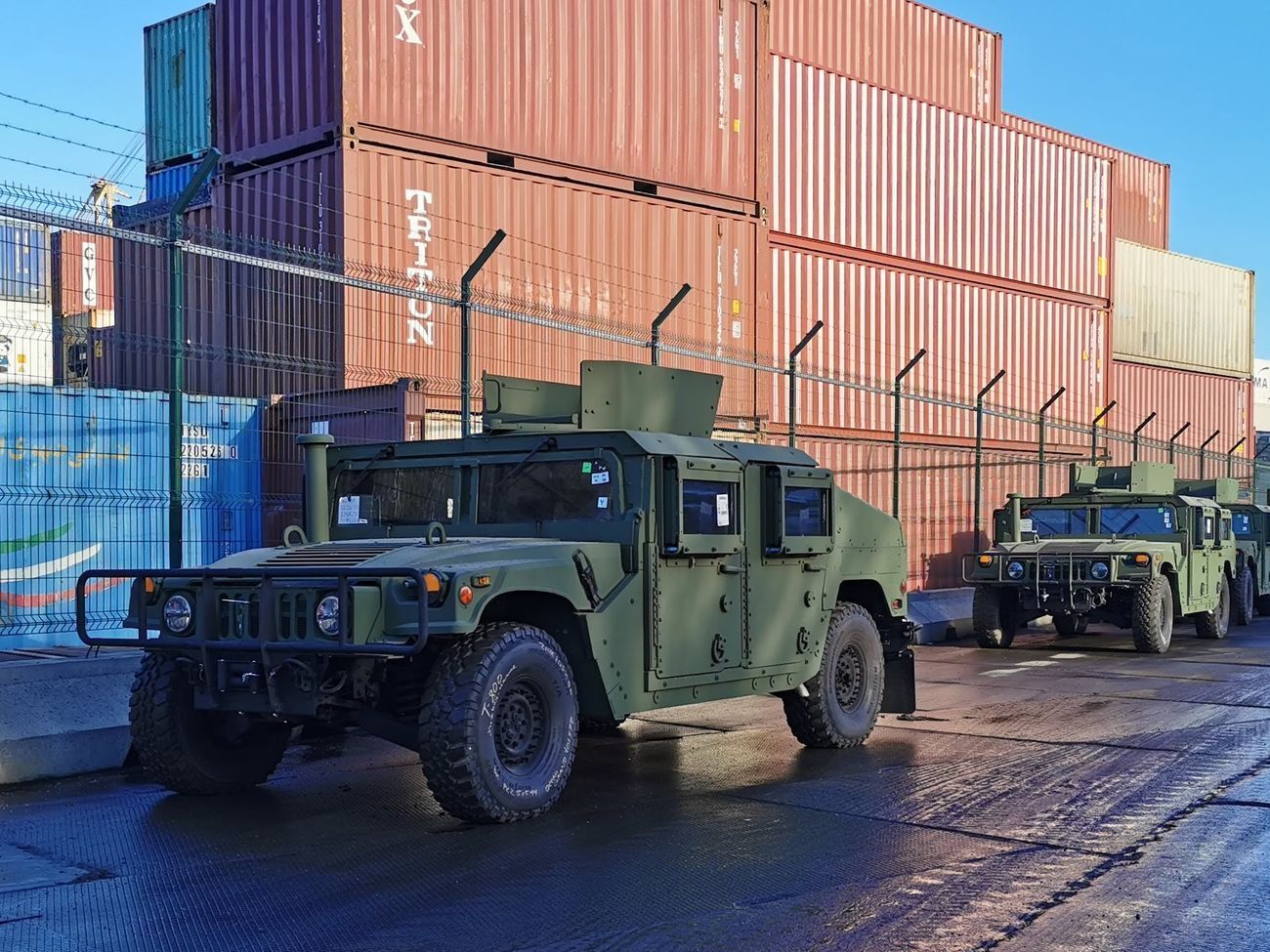 В Украину прибыли американские&nbsp;Humvee