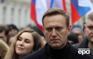 Навальний 17 січня повернувся в Росію
