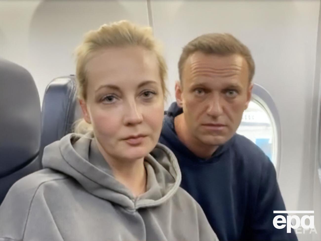 Навального задержали в аэропорту Шереметьево сразу после прилета