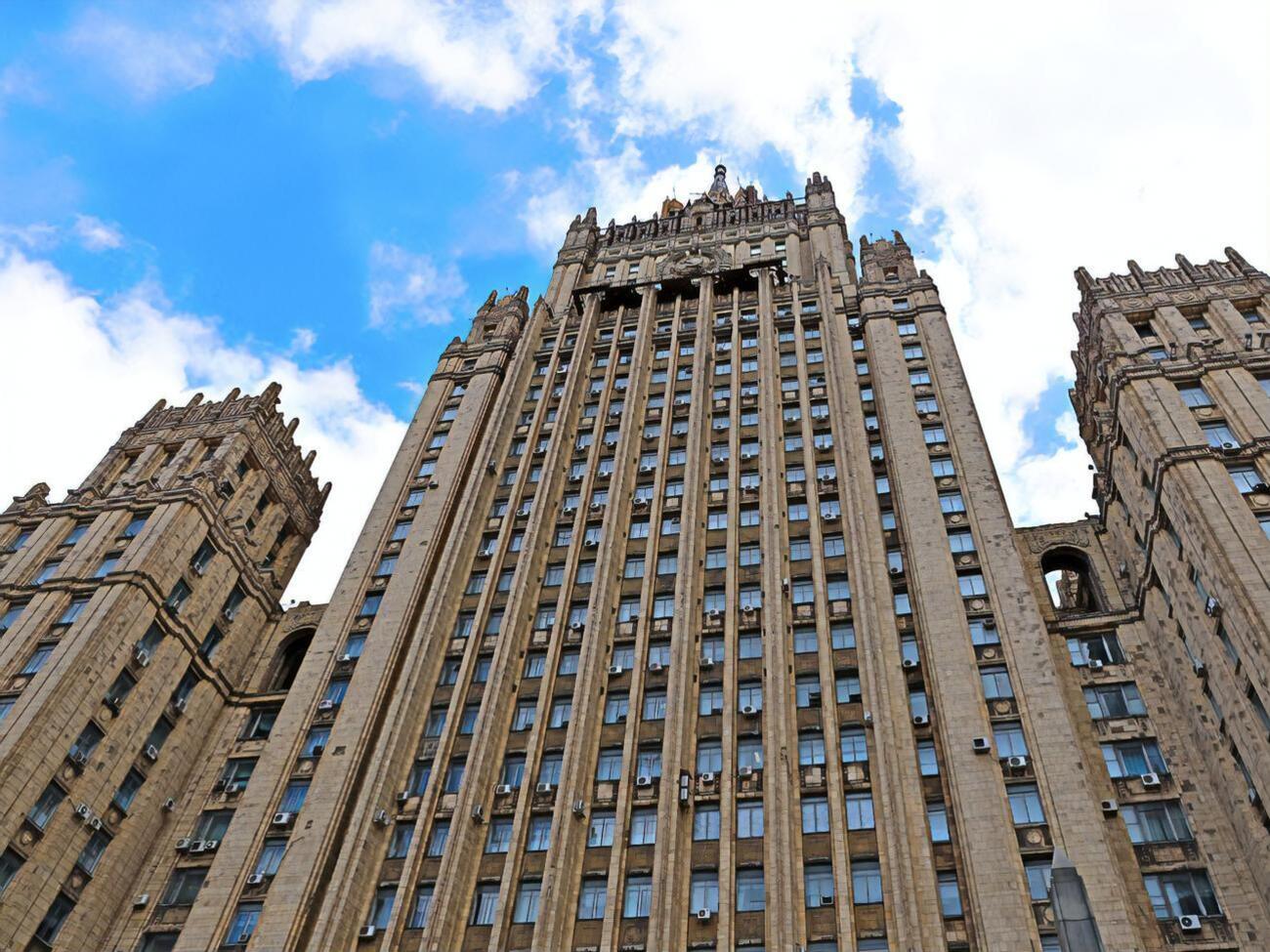 В МИД России отреагировали на призывы освободить Навального