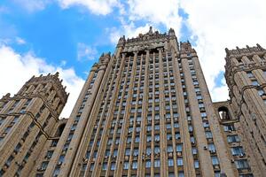 В МИД России отреагировали на призывы освободить Навального