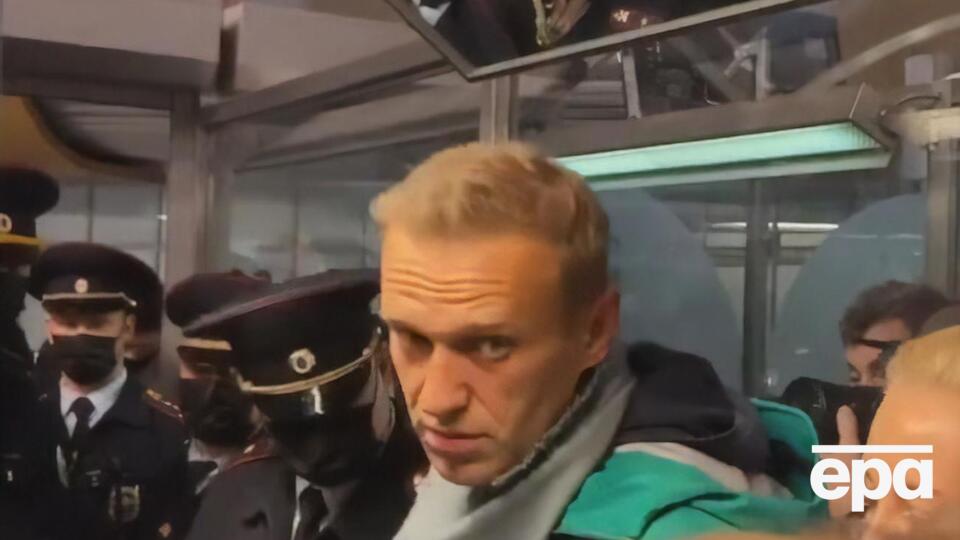 Навального затримали 17 січня