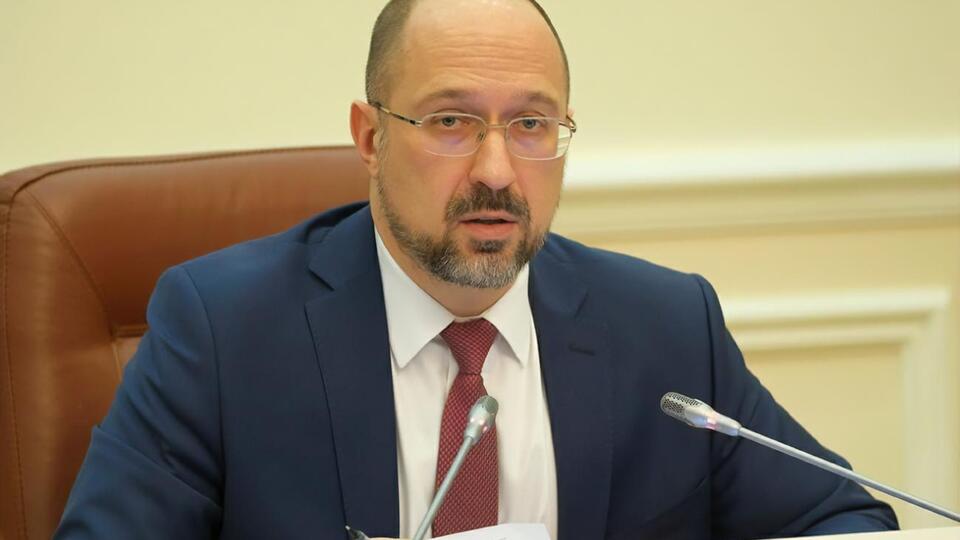 Шмигаль повідомив, що Україна веде перемовини із шістьма виробниками вакцини проти COVID-19