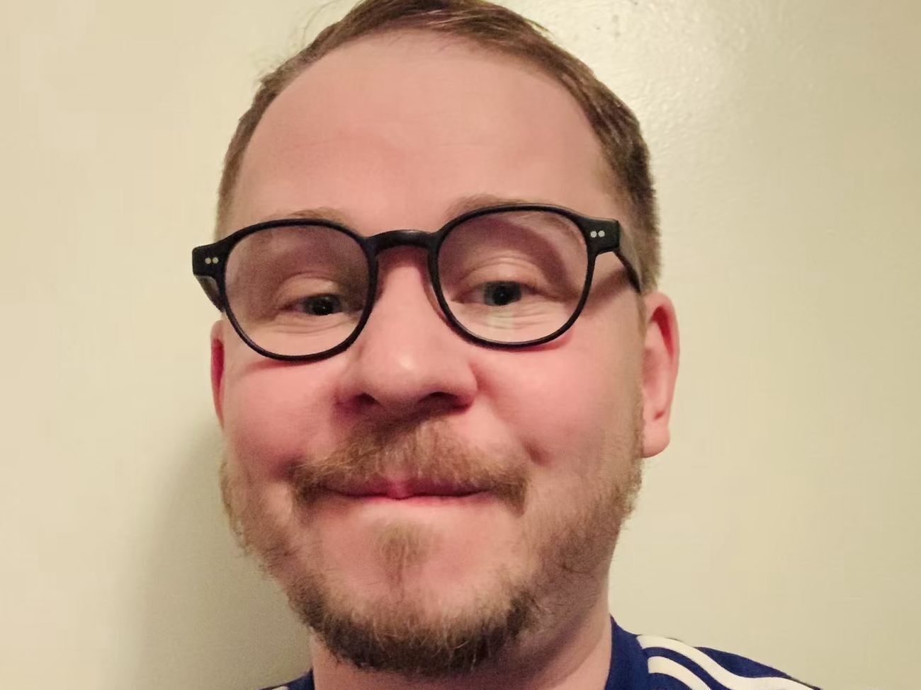 Локшин написав пісні для першого альбому гурту Kazka