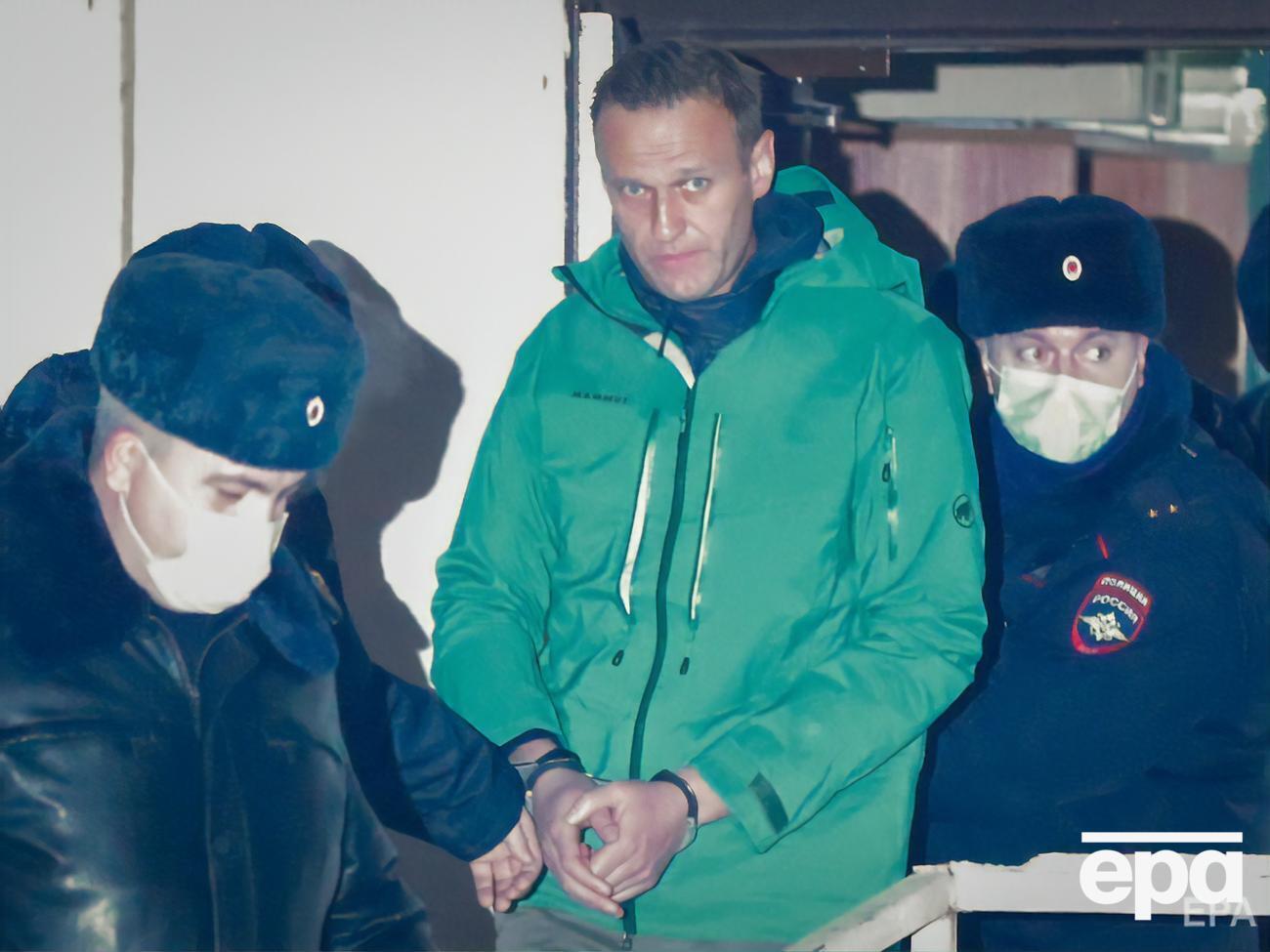 18 января Навального арестовали на 30 суток