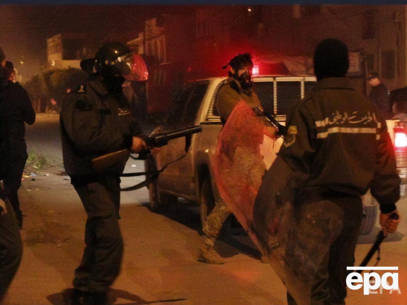 Беспорядки происходят преимущественно в рабочих районах тунисских городов