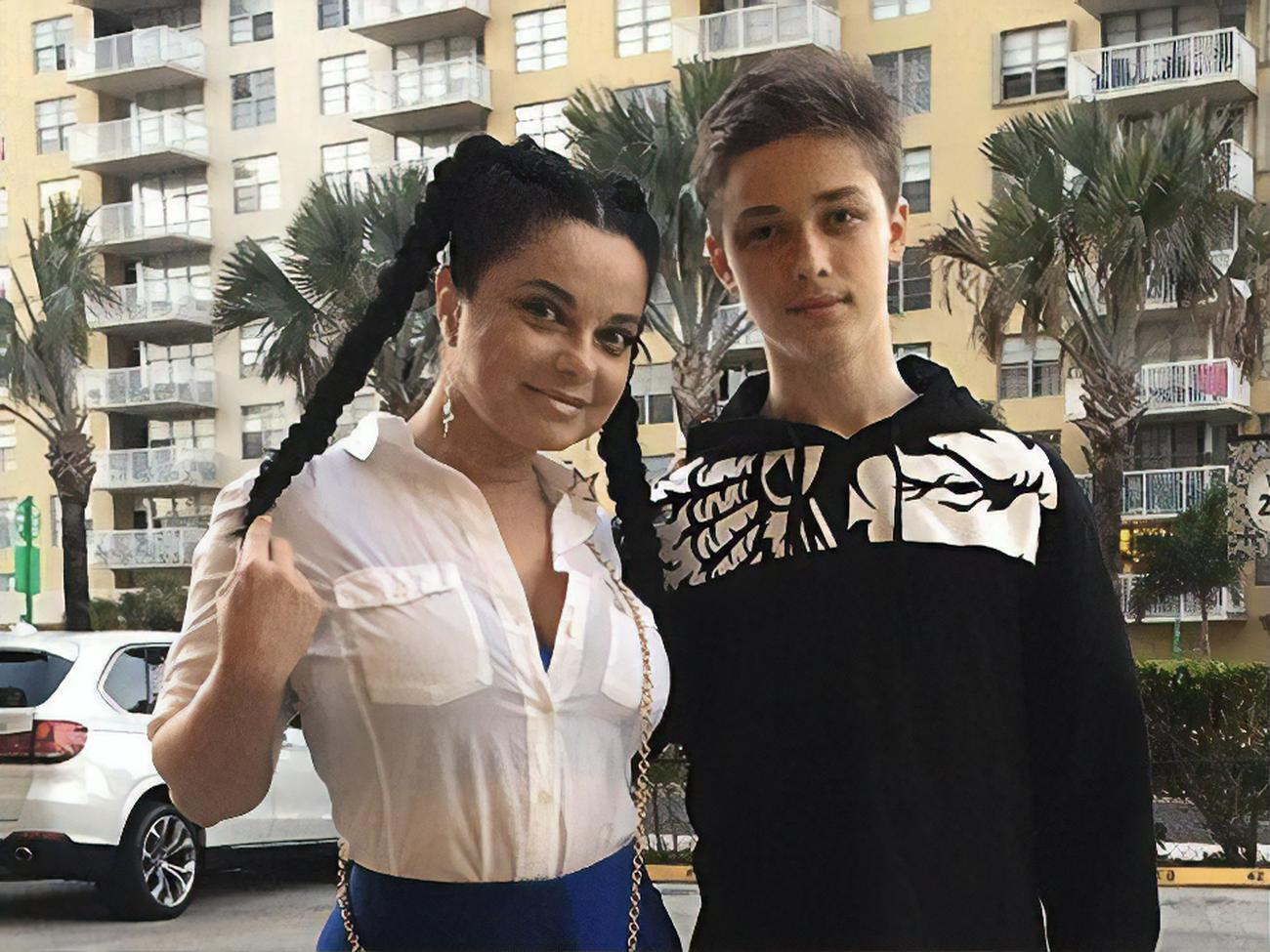 Корольова та її син заспівали пісню, написану за мотивами композиції 1991 року