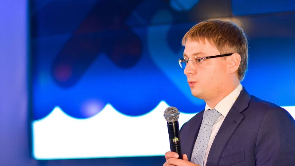 Константин Стеценко: Возможность купить через смартфон на $1000 акции модных компаний – Facebook, Amazon или Apple – вызвала огромную покупательную способность