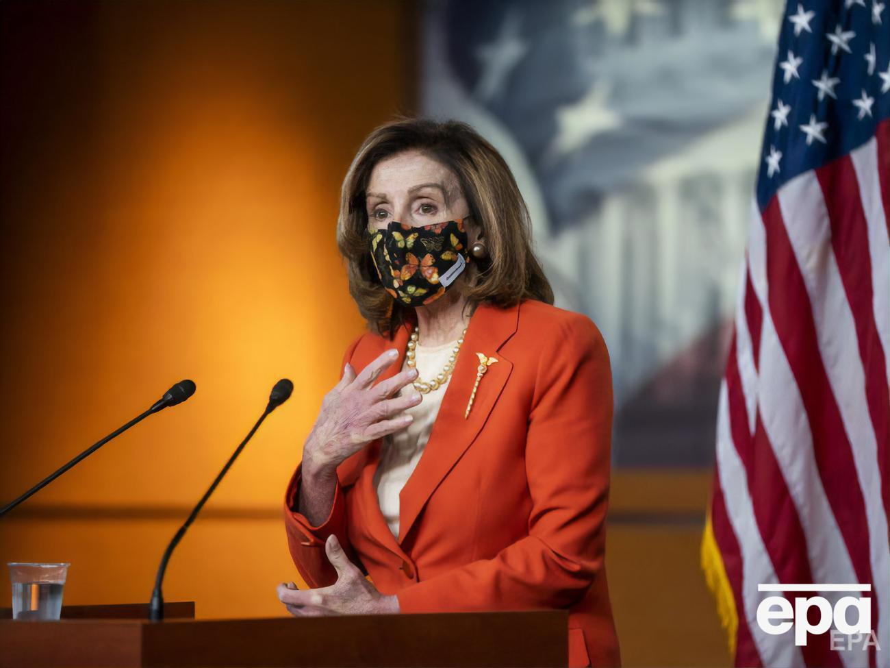 О краже ноутбука Пелоси стало известно 8 января