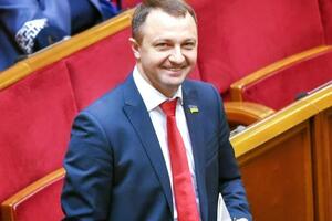 Кремень: Чиновник не повинен лякатися своїх знань
