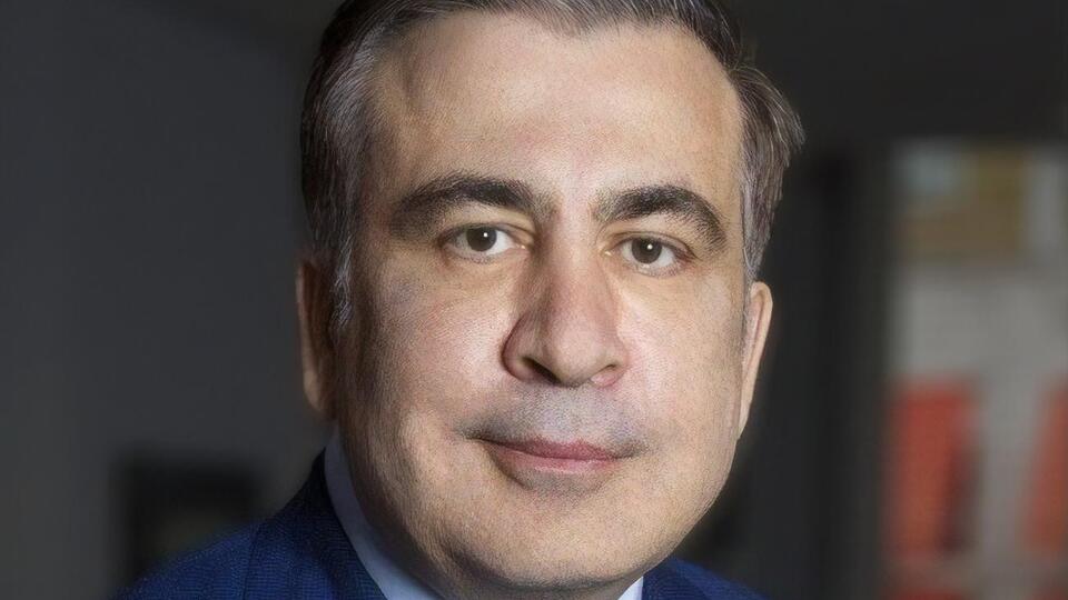Саакашвили: Всех с праздником!