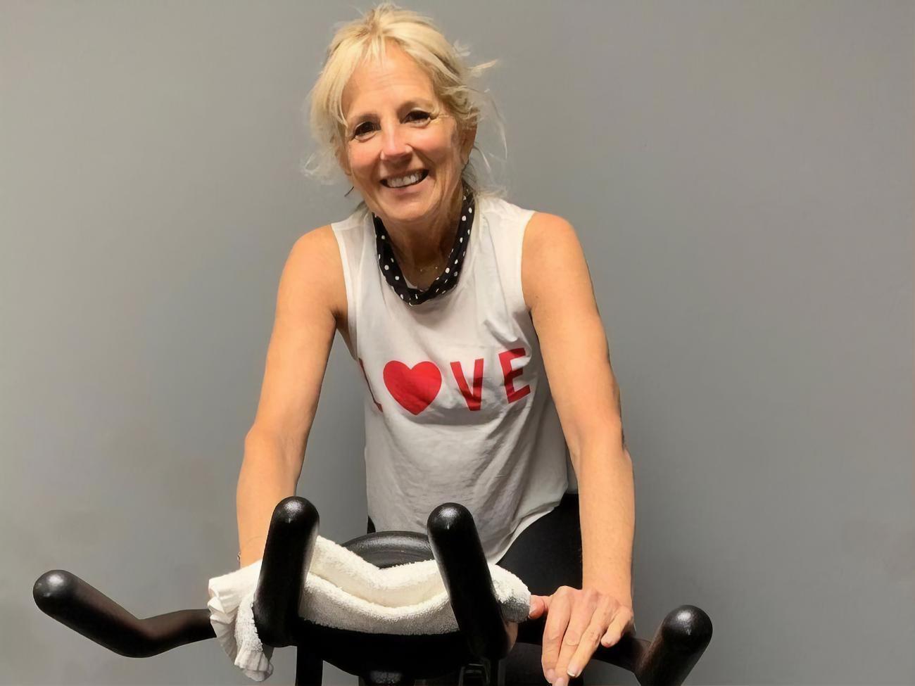 Джилл Байден будет совмещать преподавательскую деятельность с обязанностями первой леди