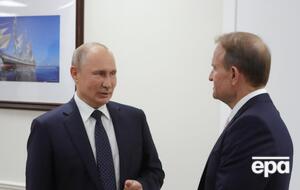 Медведчук (справа) является кумом президента РФ Владимира Путина