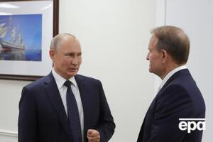 Медведчук (праворуч) є кумом президента РФ Володимира Путіна