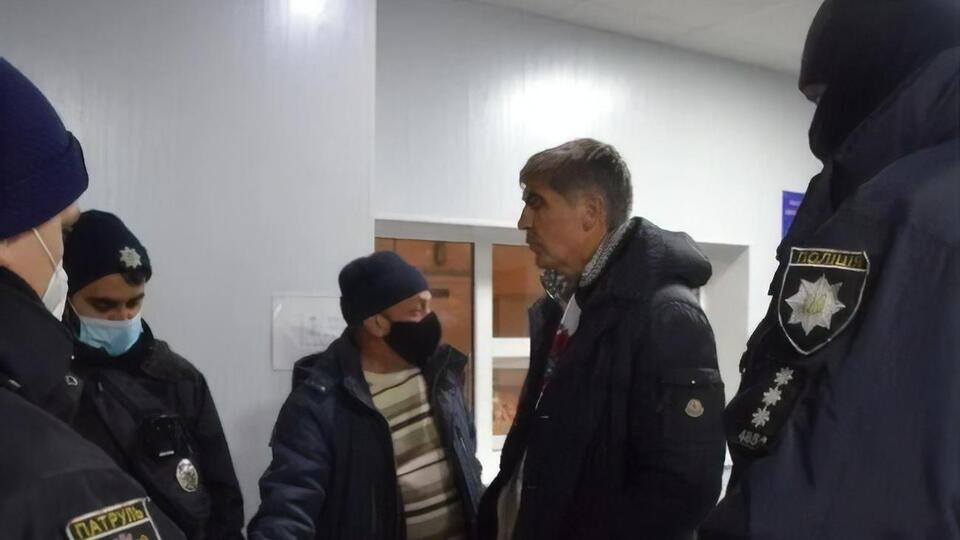 Полиция отпустила экс-нардепа, только составив три административных протокола