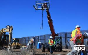 Строительство стены на границе с Мексикой остановят
