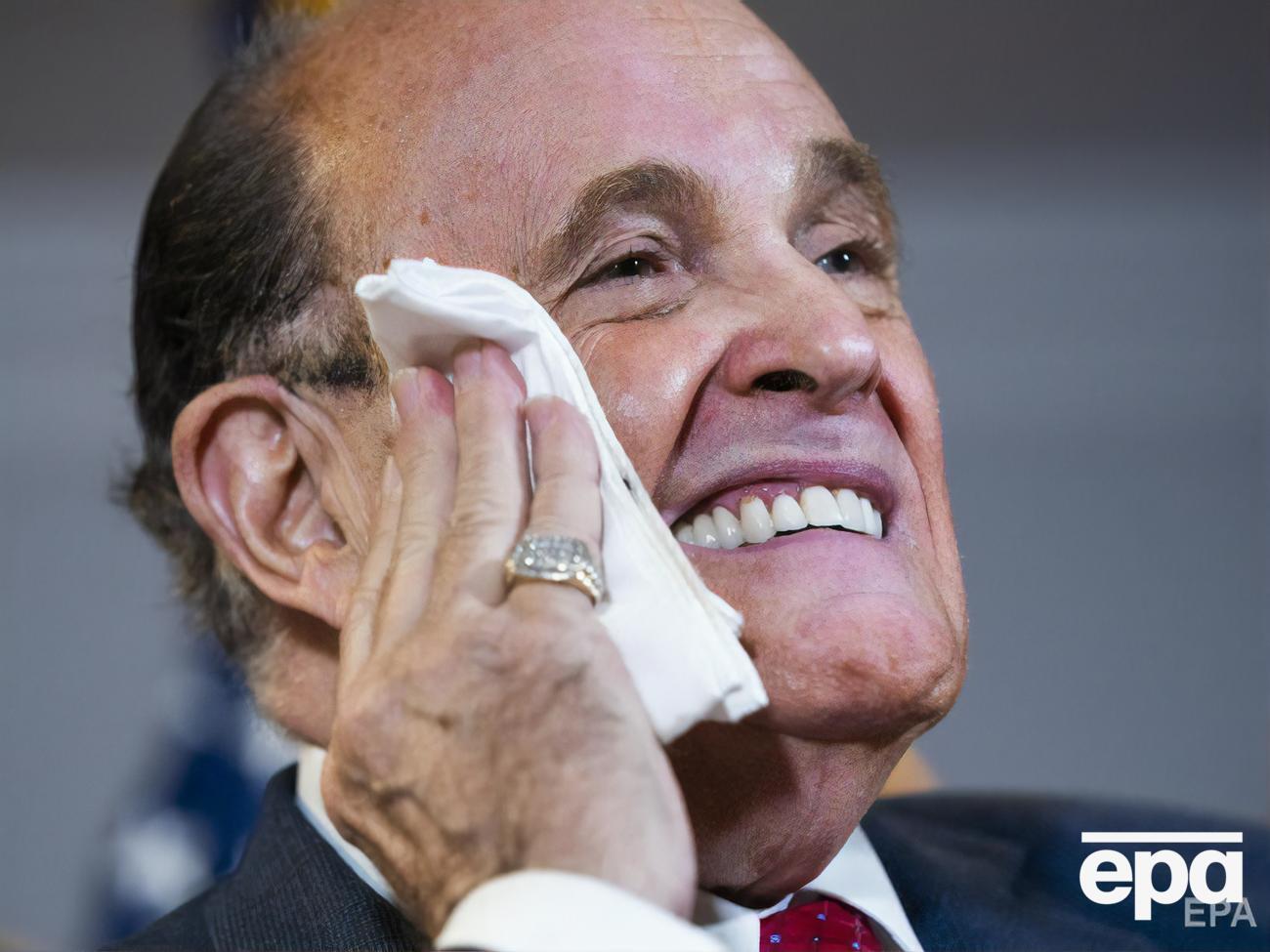 Фукс утверждает, что Джулиани (на фото) не помог Харькову с инвестициями