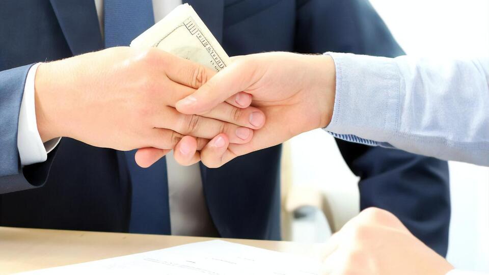 В НАПК заявили, что в 2020 году за коррупцию привлекли к уголовной ответственности 993 человека