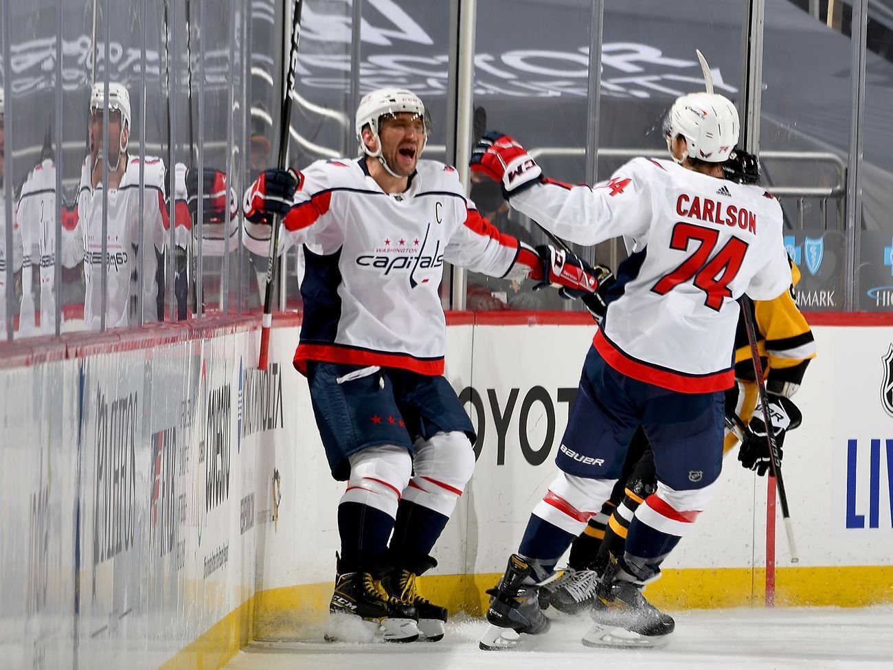 Капитан Washington Capitals Овечкин (на фото слева) заявил, что усвоил урок