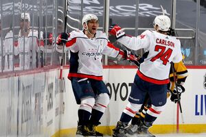 Капитан Washington Capitals Овечкин (на фото слева) заявил, что усвоил урок
