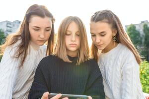 Роскомнадзор заявлял, что в TikTok призывают несовершеннолетних к участию в незаконных протестах