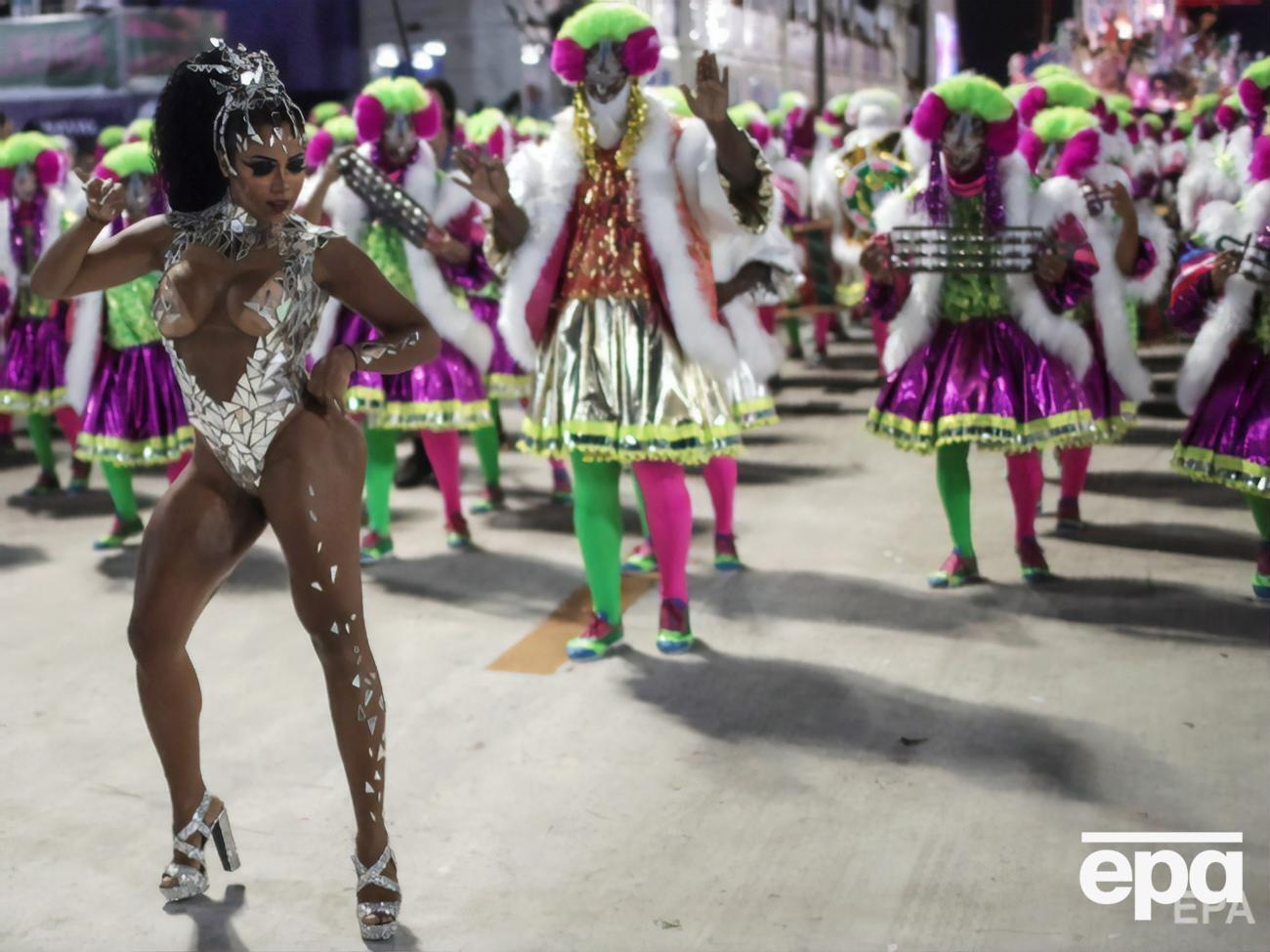 Карнавал в Бразилии&nbsp;проводили ежегодно в феврале