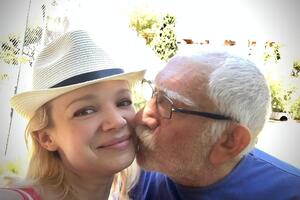 Цымбалюк-Романовская о Джигарханяне: Влюбилась, мечтала о нем – только бы обнять, поцеловать