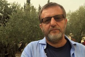 Те, кто находится не в России, не могут агитировать людей выходить на протест против ареста Навального. Это аморально