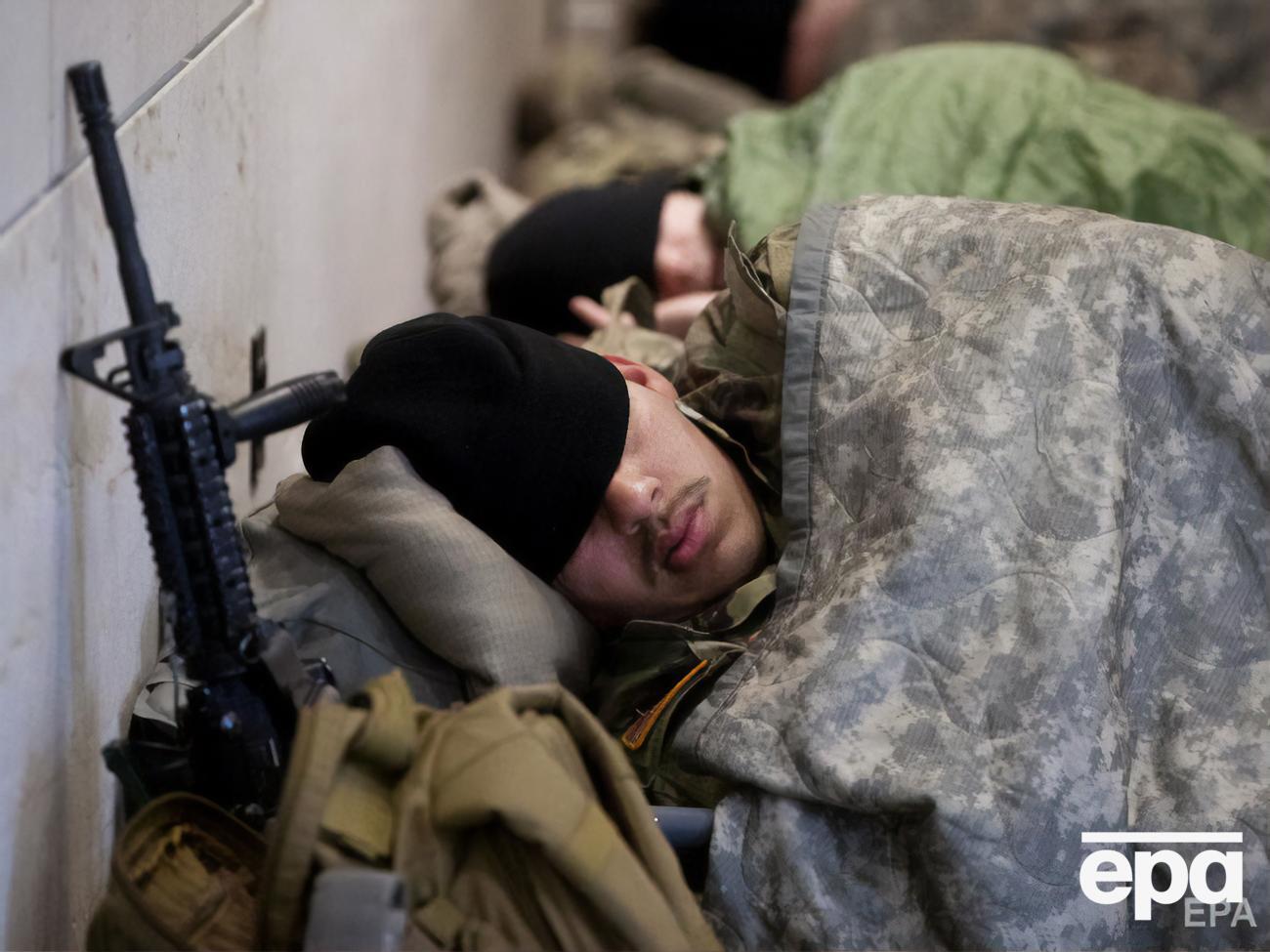Военных хотят оставить в Вашингтоне до середины марта