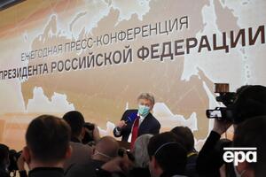 По оценке СМИ, в Москве на митинги вышло порядка 40 тыс. человек. Песков говорит, что это мало