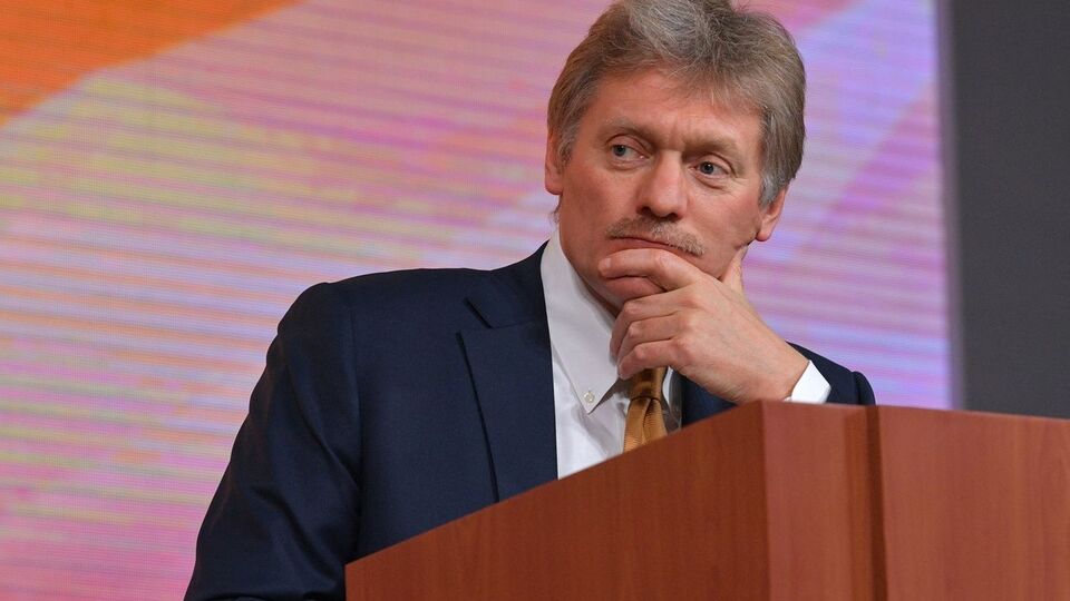 Песков связал появление расследования с информационными атаками