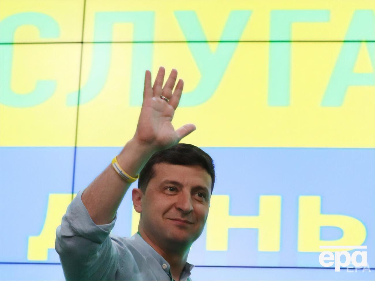 Зеленский опубликовал фото из спортивного зала