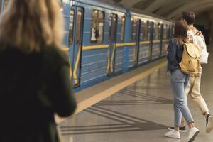 На станції метро "Харківська" з 26-го до 29 січня не працюватиме вестибюль №1