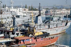 В Крыму дислоцированы российские военные самолеты и ракетные корабли, которые могут нести заряды с ядерной боевой частью