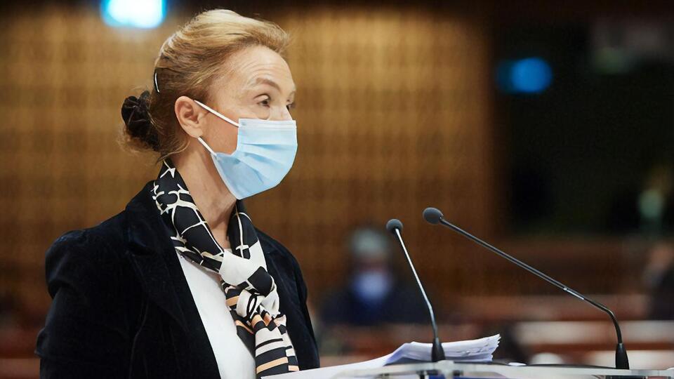 Пейчинович-Бурич: Я хотела сначала посетить Украину, но Украина не создала такой возможности