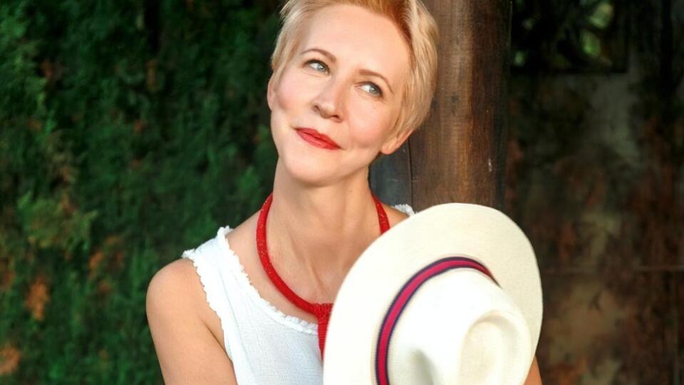 Лазарева в Instagram поддержала деятельность Навального