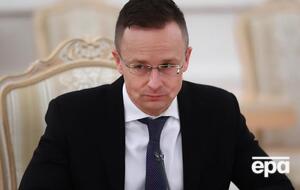 По словам Сийярто, из-за эпидемии COVID-19 в Венгрии ежедневно умирают 100–150 человек