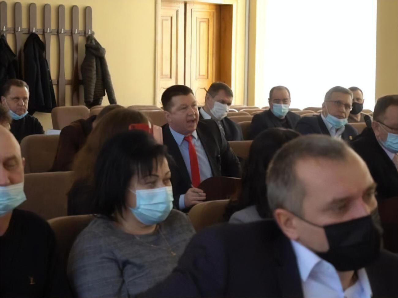 Після засідання міськради в Ізюмі 26 січня в поліцію надійшло дві заяви