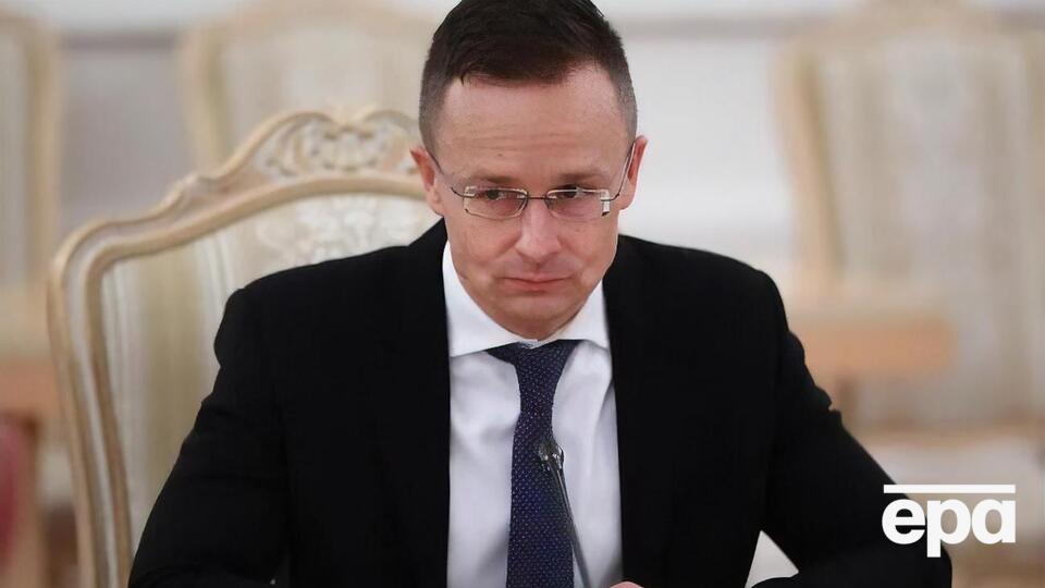 Сийярто оговорил, что программы помощи украинским детям и военным в Венгрии продолжатся, если позволит ситуация с эпидемией