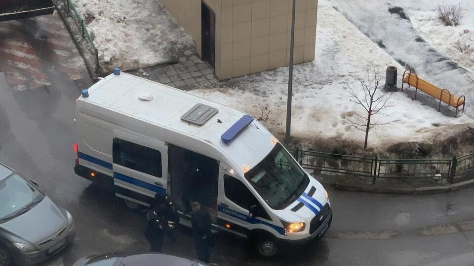 Обыски проходят также в квартире жены Алексея Навального Юлии