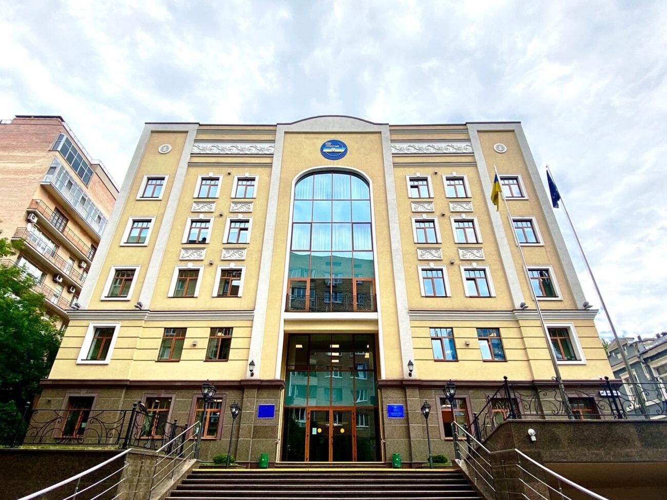 ВРП просить Міністерство закордонних справ України поінформувати їх про рекомендації послів G7