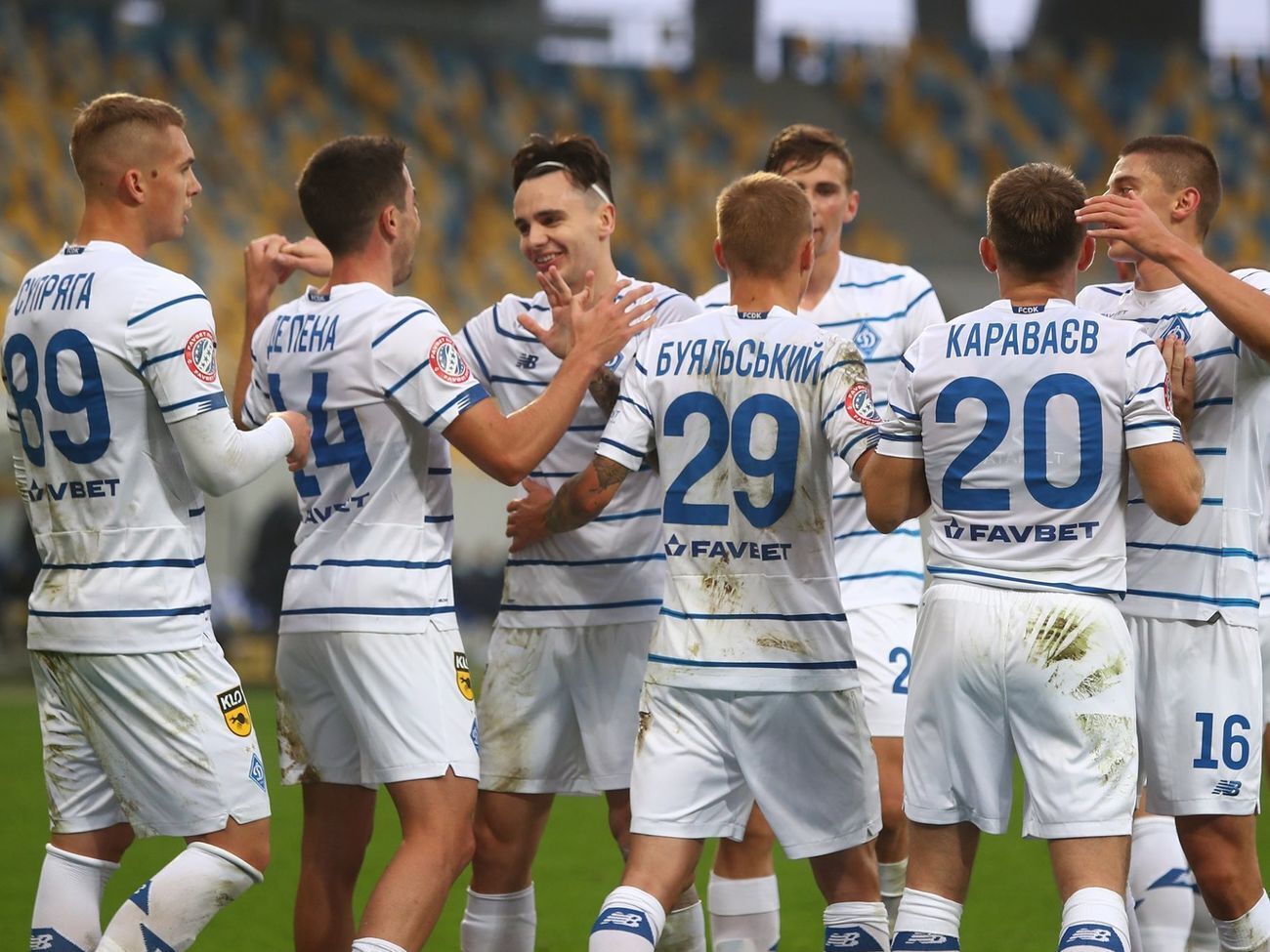 "Динамо" лідирує в УПЛ сезону 2020/2021