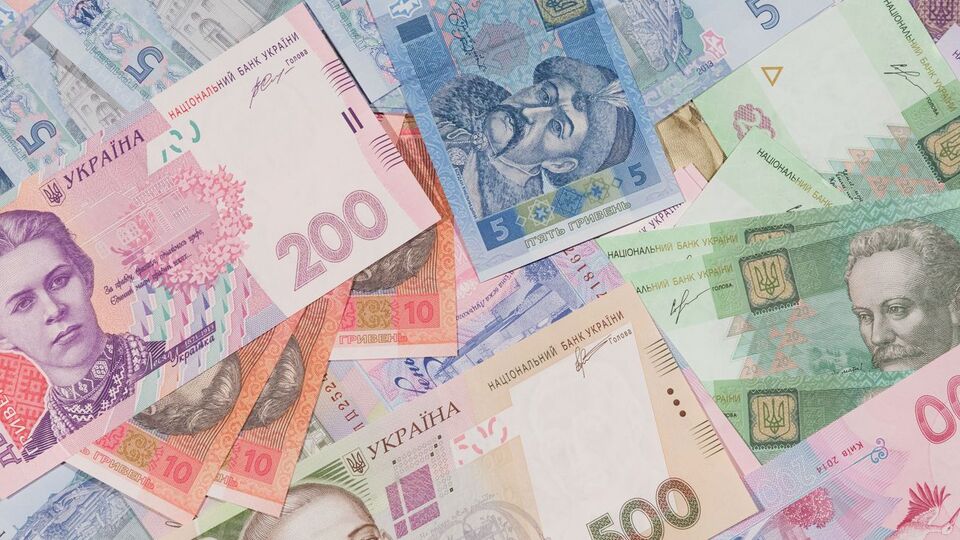 Больше всех в Украине зарабатывают в Киеве